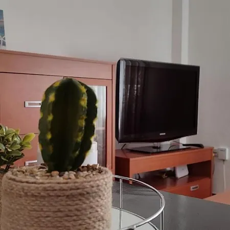 Mi Piso De La Playa ヒホン